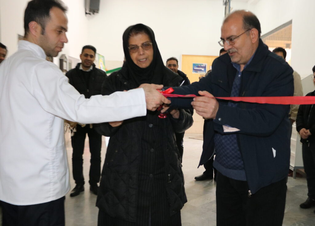 برنامه افتتاح نمایشگاه کتاب در داروسازی فارابی - داروسازی فارابی